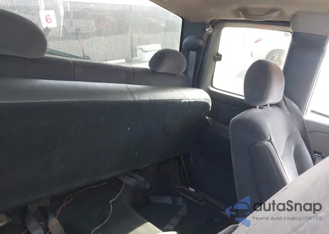 2000 GMC Sierra 1500 Sle from USA, damaged, VIN 1GTEK19T1YE355244